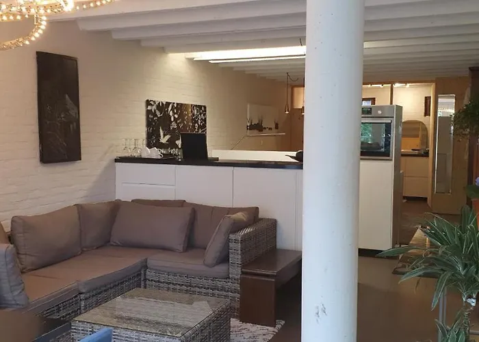 Waar Maas & Waal..... Woudrichem