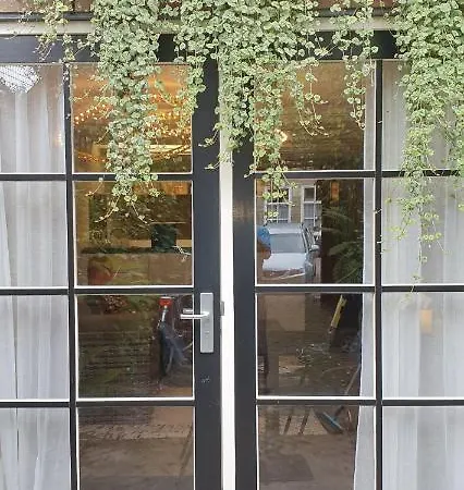 Apartment Waar Maas & Waal.....