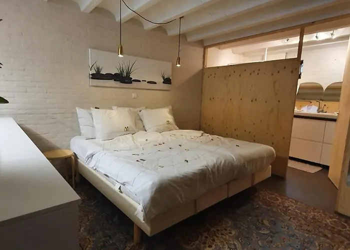 Waar Maas & Waal..... * Woudrichem